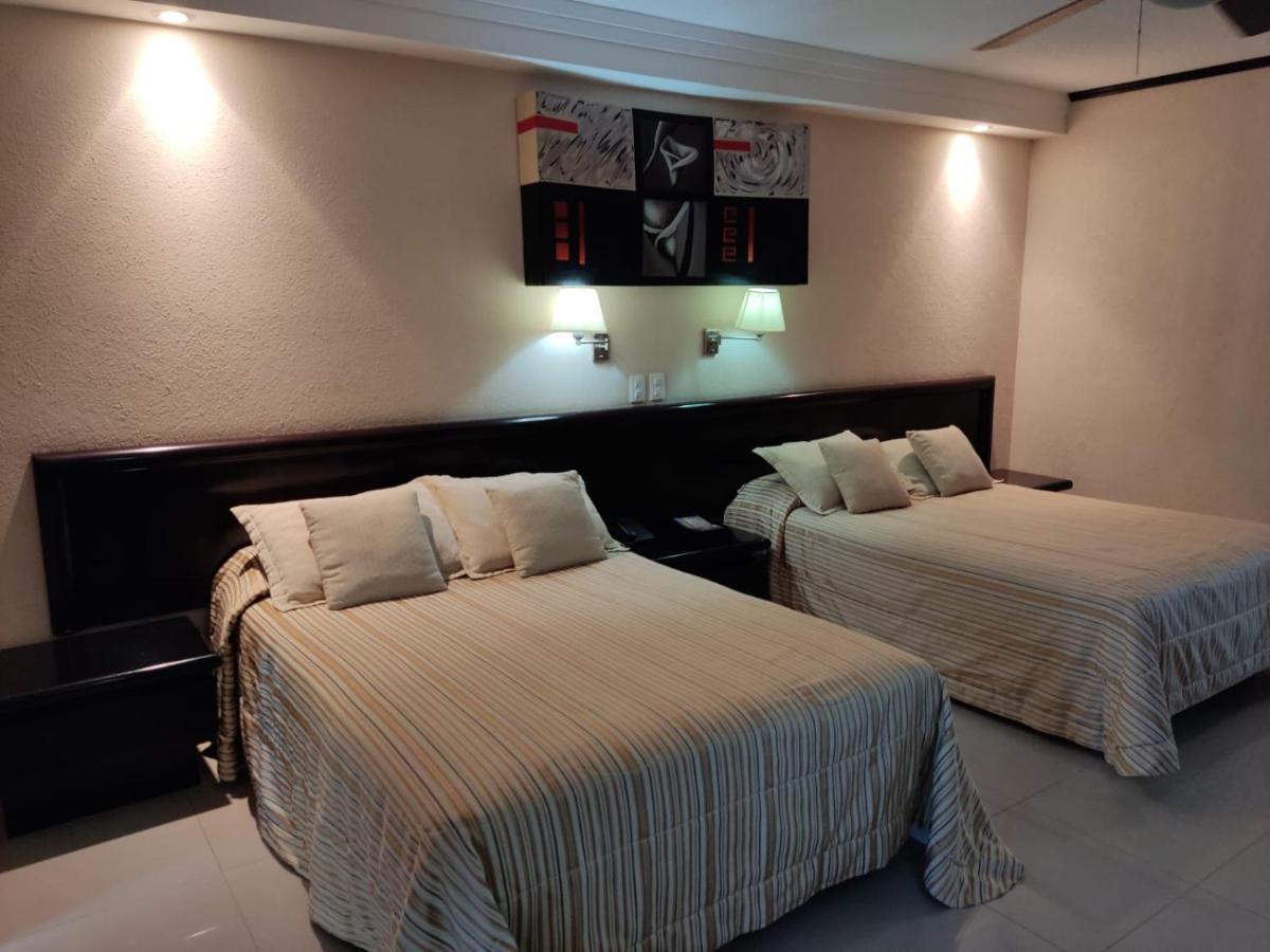 Hotel Mary Celaya Селая Екстериор снимка