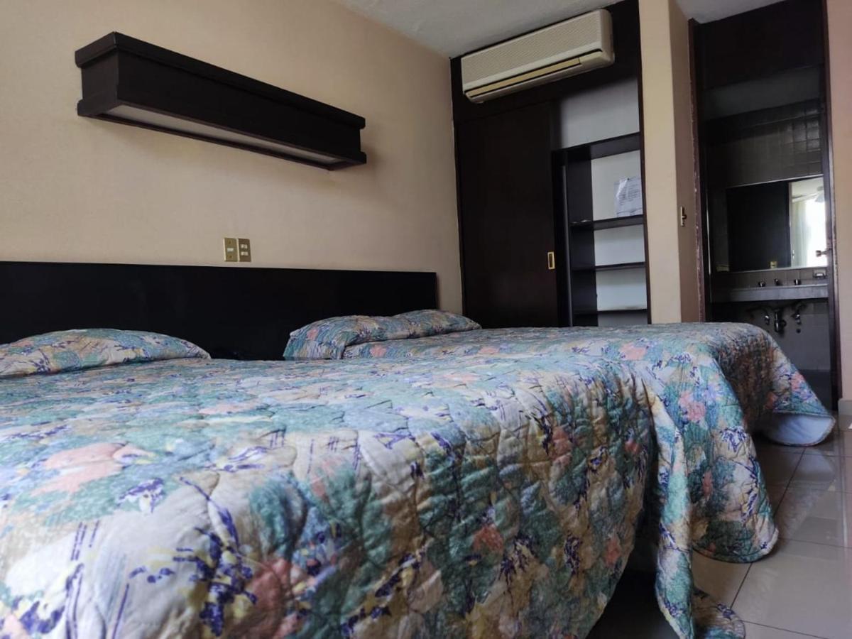 Hotel Mary Celaya Селая Екстериор снимка