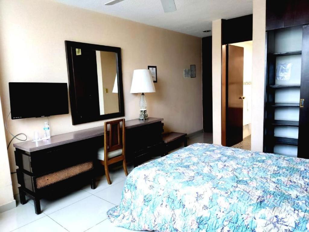 Hotel Mary Celaya Селая Екстериор снимка